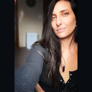 Meet your Posher, Courtney